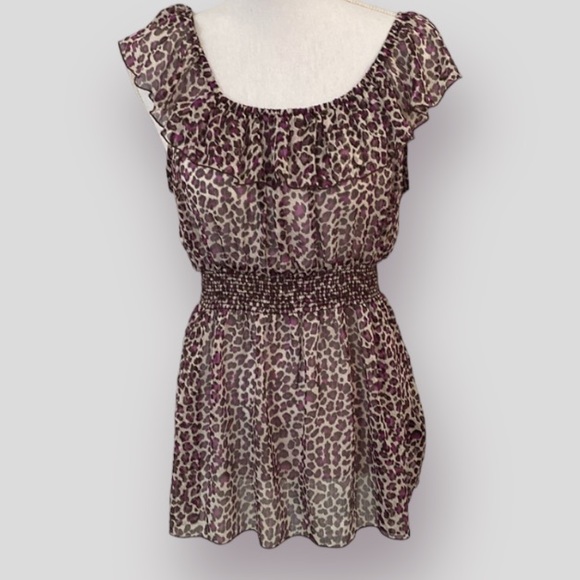 Forever 21 Tops - 🥭 (4 for $15) Forever 21 Sheer Cheetah Blouse